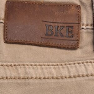 BKE Tyler Jeans Mens 34X32 Khaki Tan Straight Leg Denim Casual Pants Relaxed Fit